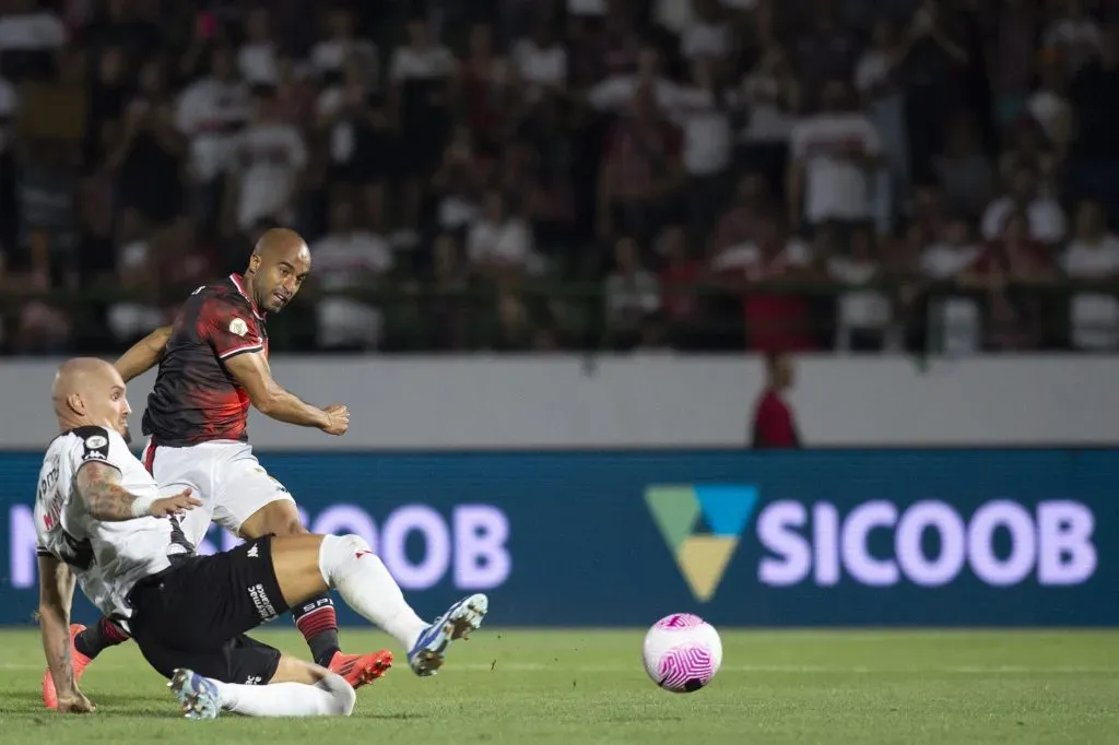 Lucas Moura foi o herói da partida. Foto: Anderson Romao/AGIF