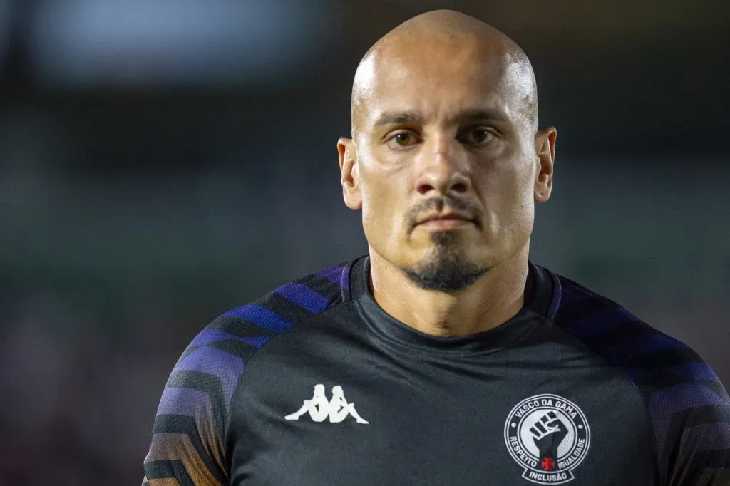 Foto: Anderson Romão/AGIF – Maicon durante aquecimento antes do jogo contra o São Paulo pelo Brasileirão.