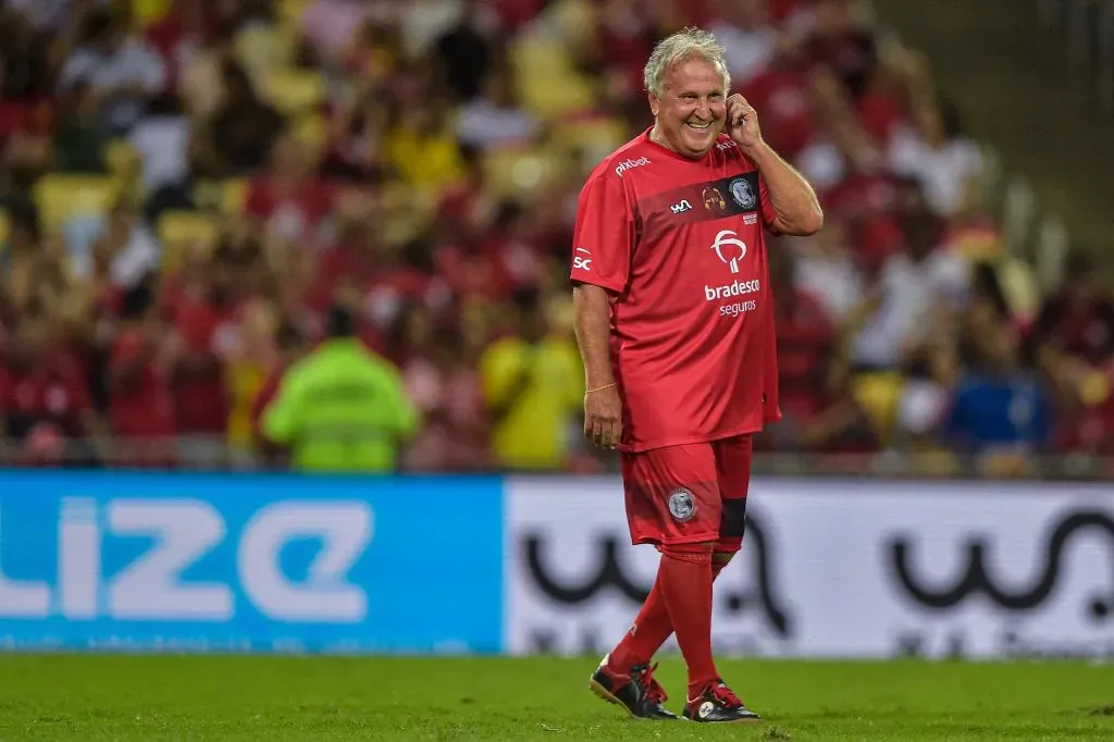 Zico durante jogo festivo de 2022. Foto: Thiago Ribeiro/AGIF