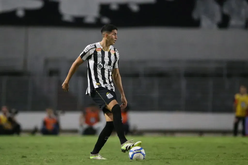 AL – MACEIO – 28/07/2024 – BRASILEIRO B 2024, CRB X SANTOS – Foto arquivo de Jair Cunha jogador do Santos durante a partida entre CRB e Santos no Estadio Rei Pele em Maceio (AL) pelo campeonato brasileiro da Serie B 2024. Foto: Marlon Costa/AGIF