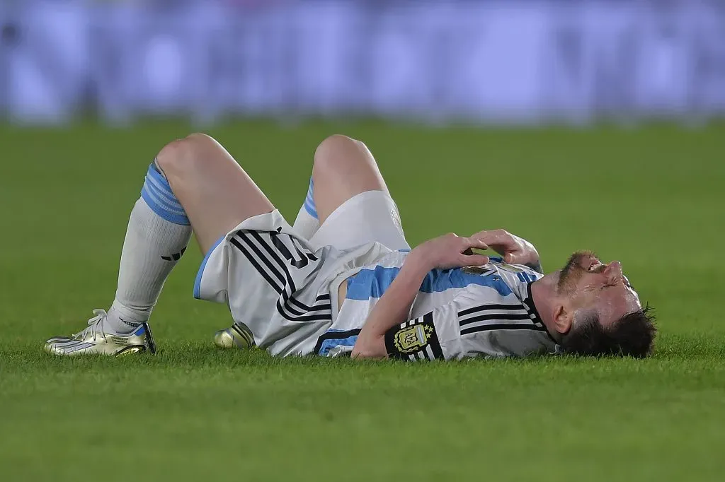 Con este panorama, se empieza a poner en duda su presencia en la próxima fecha FIFA. Getty Images.