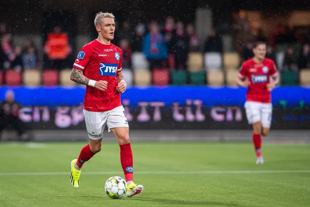 Oliver Sonne jugando en la Liga Danesa. (Foto: IMAGO).