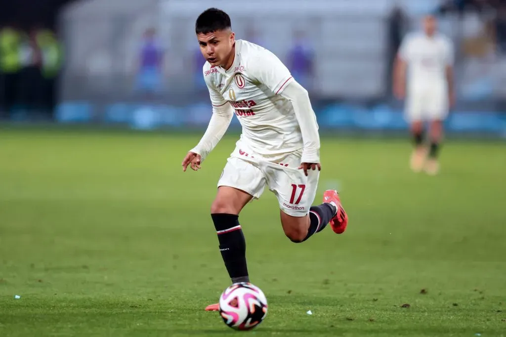 Jairo Concha jugando en la Liga 1. (Foto: IMAGO).