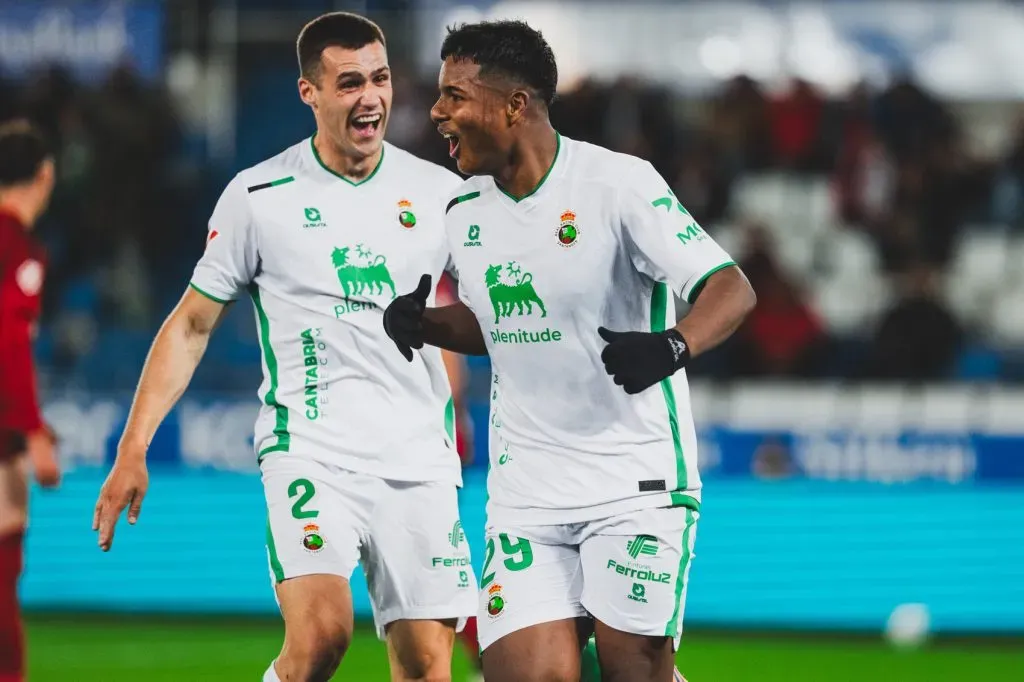 Jeremy Arevalo, figura de Racing de Santander sería una de las sorpresas. Foto: Racing.