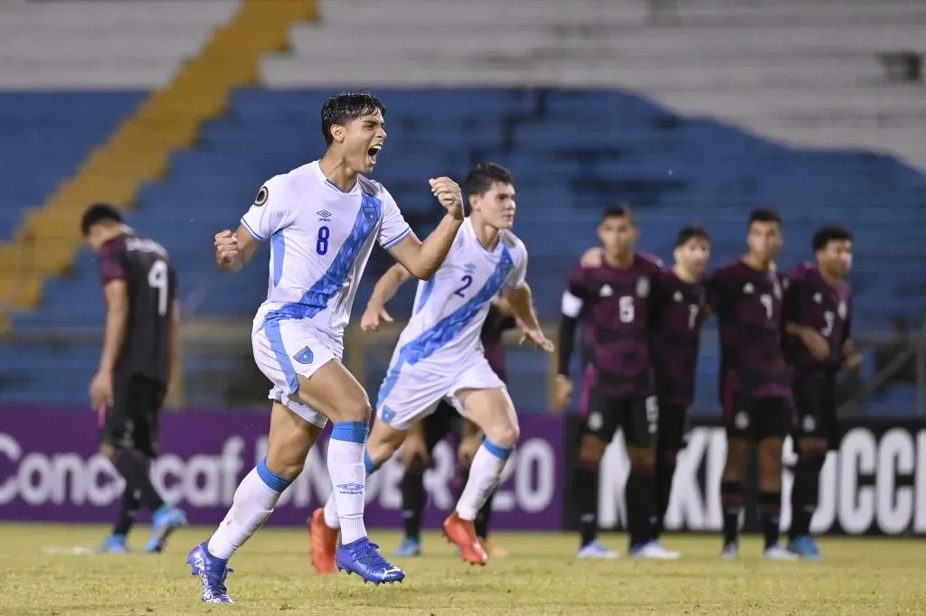 Guatemala eliminó al Tri en Cuartos de Final (Imago7)