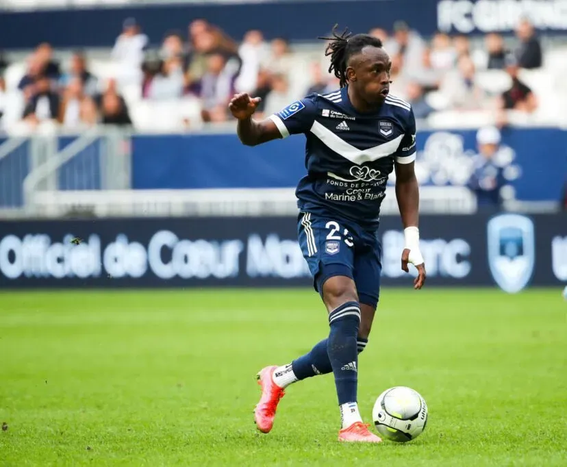 Alberth Elis continuará su carrera en el Girondins de Bordeus.