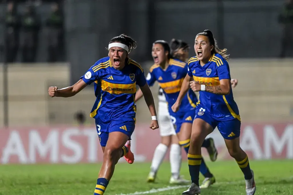 La boca llena de gol: las chicas quieren seguir haciendo historia. Foto: CONMEBOL.