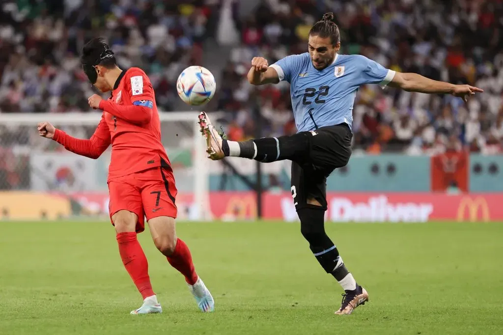 Martín Cáceres no juega un partido por la selección uruguaya desde el 24 de noviembre del 2022, en el 0-0 ante Corea del Sur por el debut mundialista en Qatar. | Foto: Getty Images.