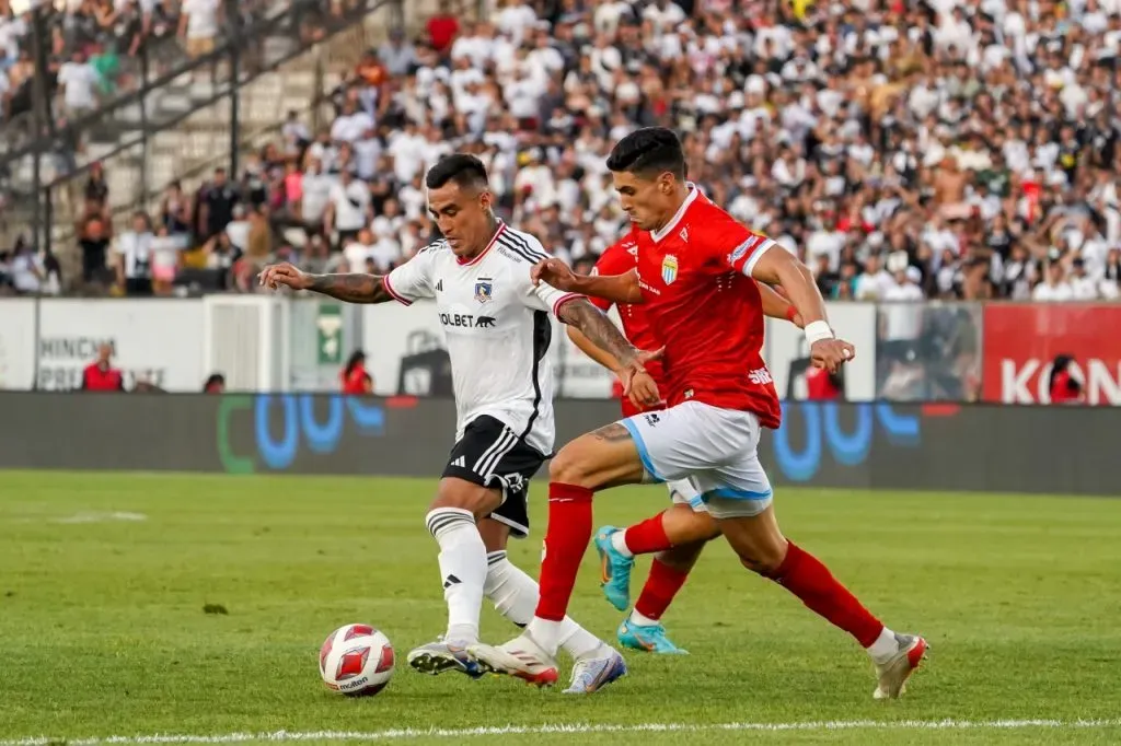 Darío Lezcano anotó para Colo Colo ante Magallanes en primera rueda (Guille Salazar)