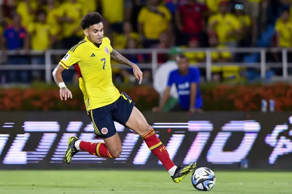 Luis Díaz en acción ante Venezuela. (Gabriel Aponte/Getty Images).