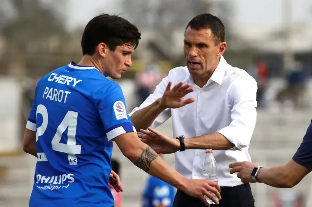 Gustavo Poyet tuvo un 47.3% de rendimiento con los Cruzados (Photosport)