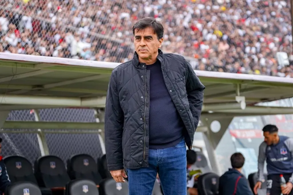 Gustavo Quinteros dirige a Colo Colo desde 2020 (Guille Salazar)