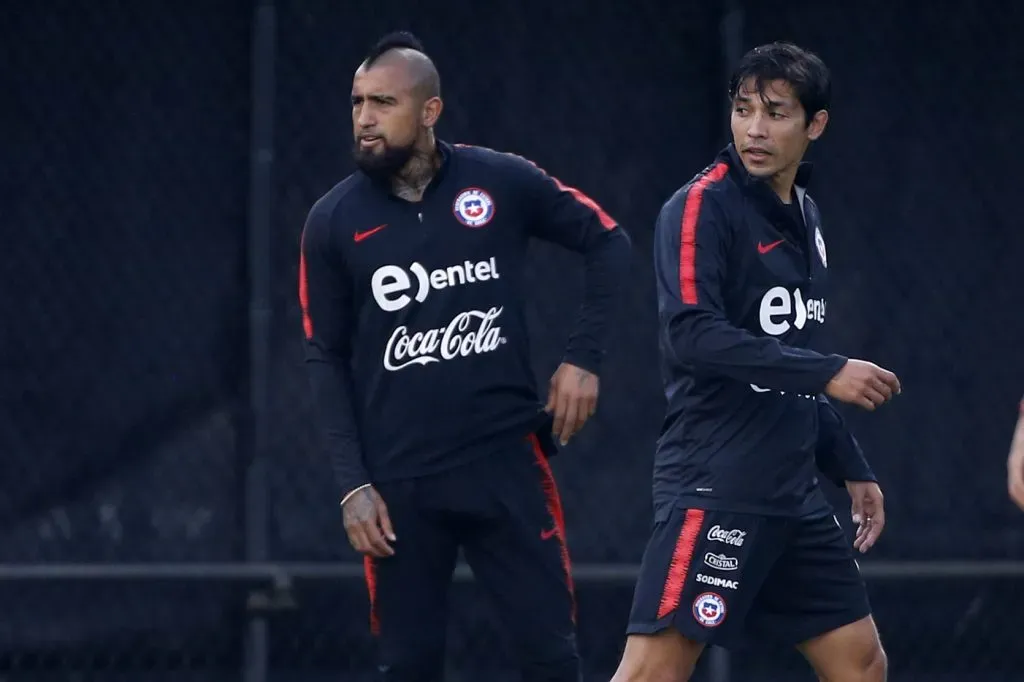 Vidal puede llegar a Colo Colo con un formato de contrato similar al que tuvo Mati Fernández (Photosport)