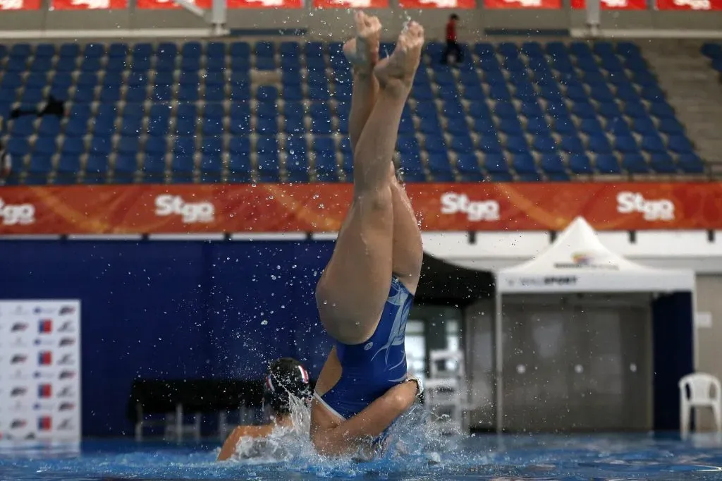 La piscina olímpica del Estadio Nacional presentó problemas a sólo días del inicio de Santiago 2023. | Foto: Photosport.