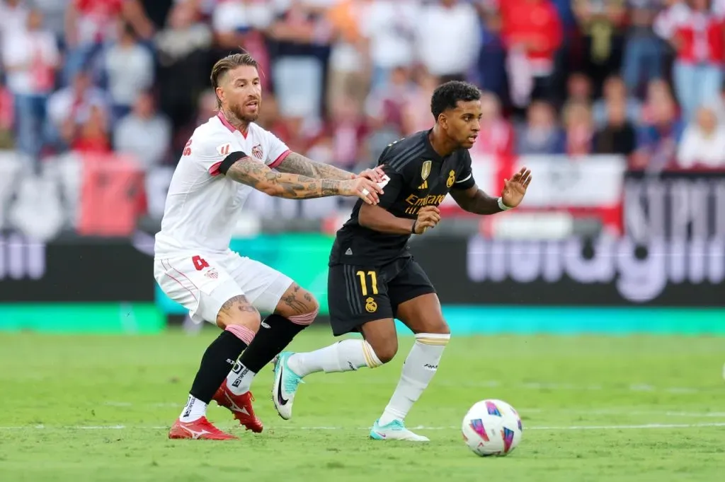 Sergio Ramos en acción con el Sevilla ante Real Madrid (Getty Images)