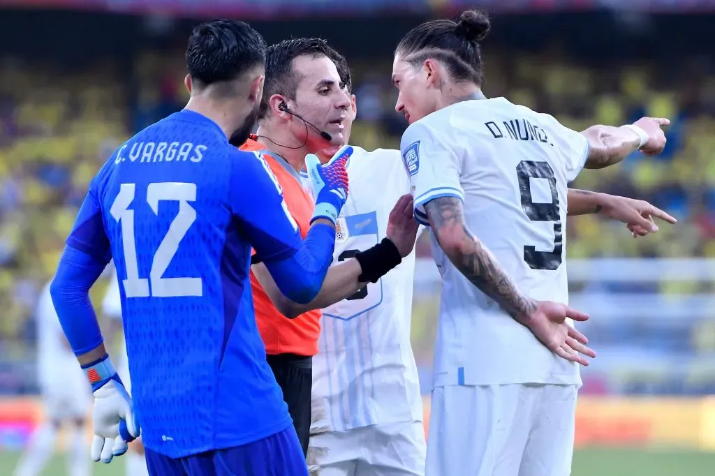 Piero Maza viene de dirigir el duelo entre Colombia y Uruguay por Eliminatorias. | Foto: Photosport