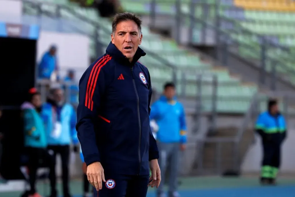 Eduardo Berizzo va invicto con Chile en Santiago 2023 (Photosport)