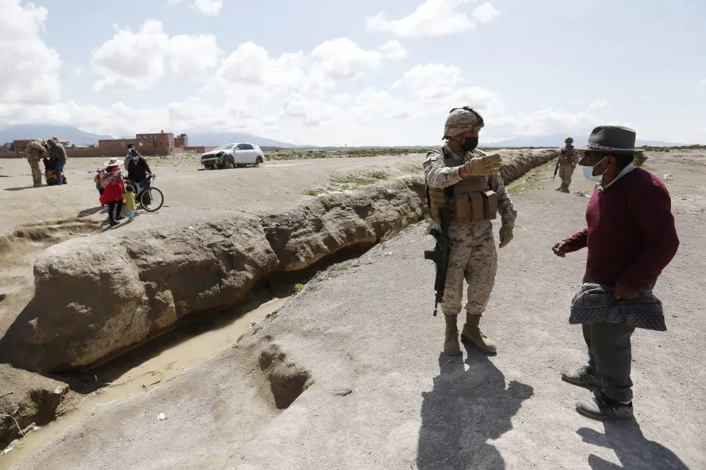 La frontera en Colchane está resguardada por militares. Imagen: Alex Diaz/Aton Chile
