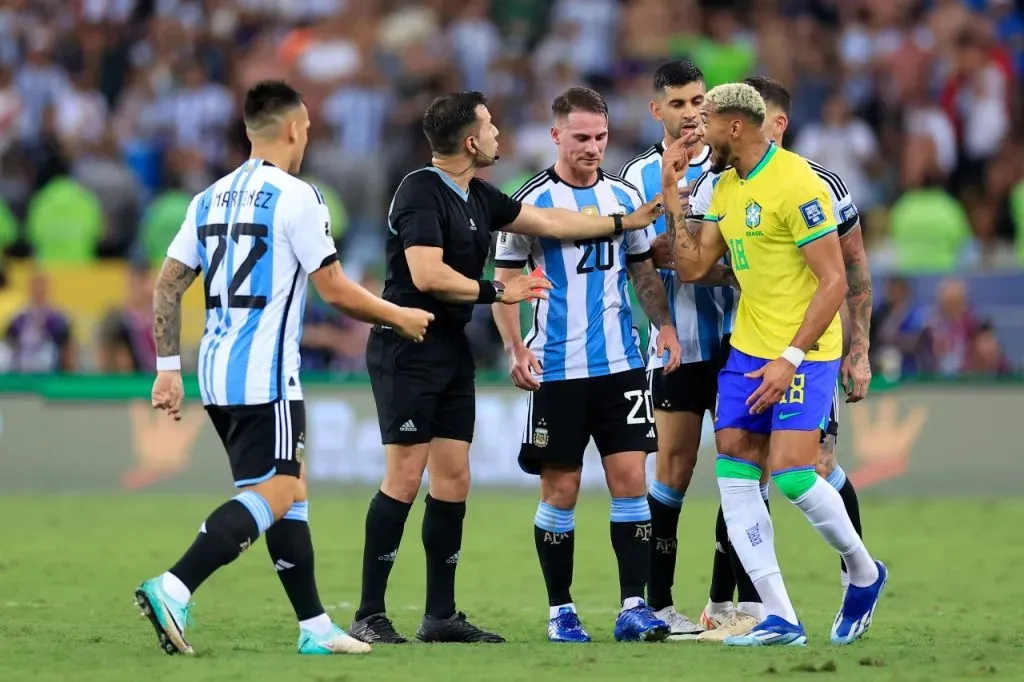 Piero Maza dirigió con polémica el Brasil vs. Argentina en Maracaná (Getty Images)