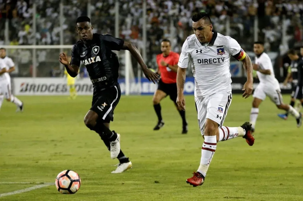 Colo Colo ante Botafogo, la última vez que jugó fase previa de Copa Libertadores (Photosport)