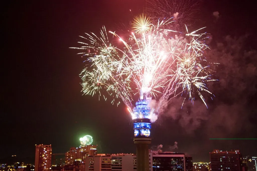 ¿Habrá fuegos artificiales en Santiago este Año Nuevo 2024?