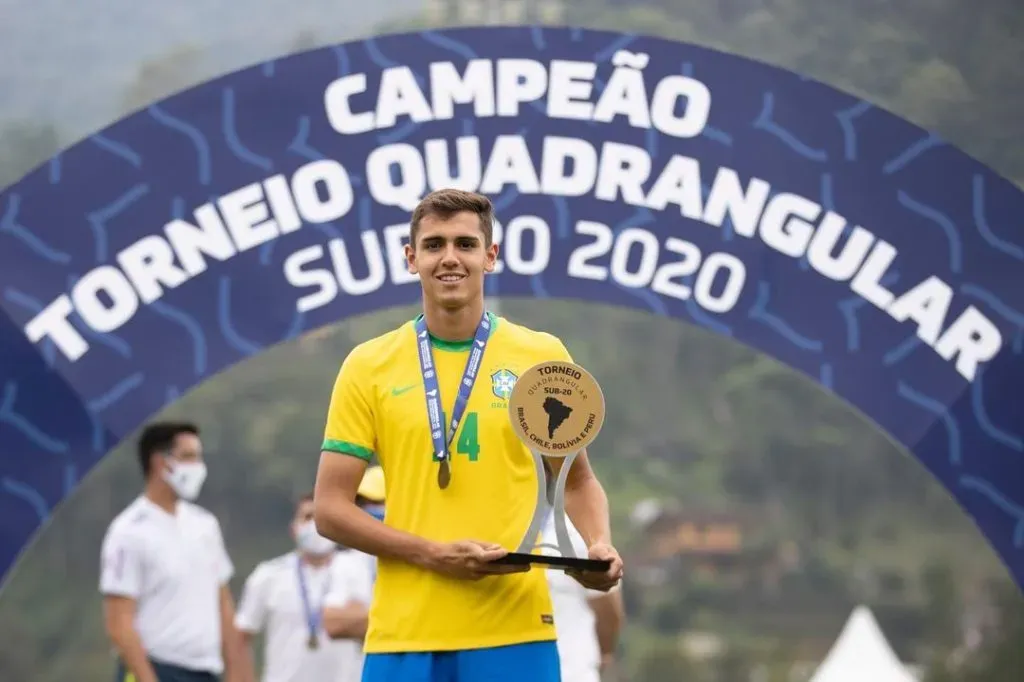El brasileño Lucas Fasson ha tenido acción en la selección Sub 20. (Captura Instagram).