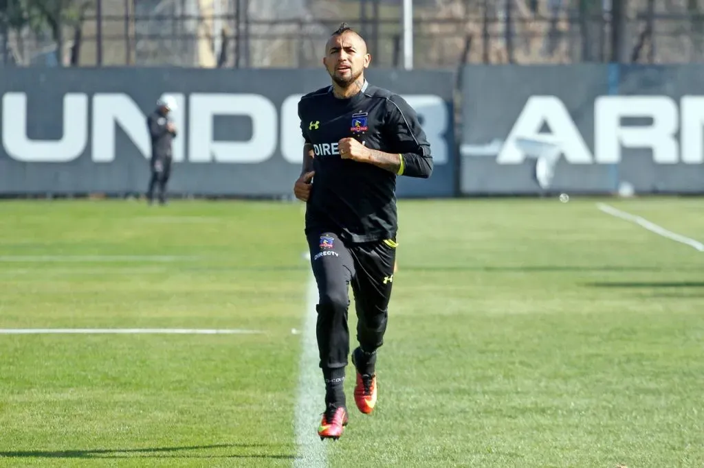 Arturo Vidal regresa a Colo Colo después de 17 años de carrera en el exterior (Photosport)