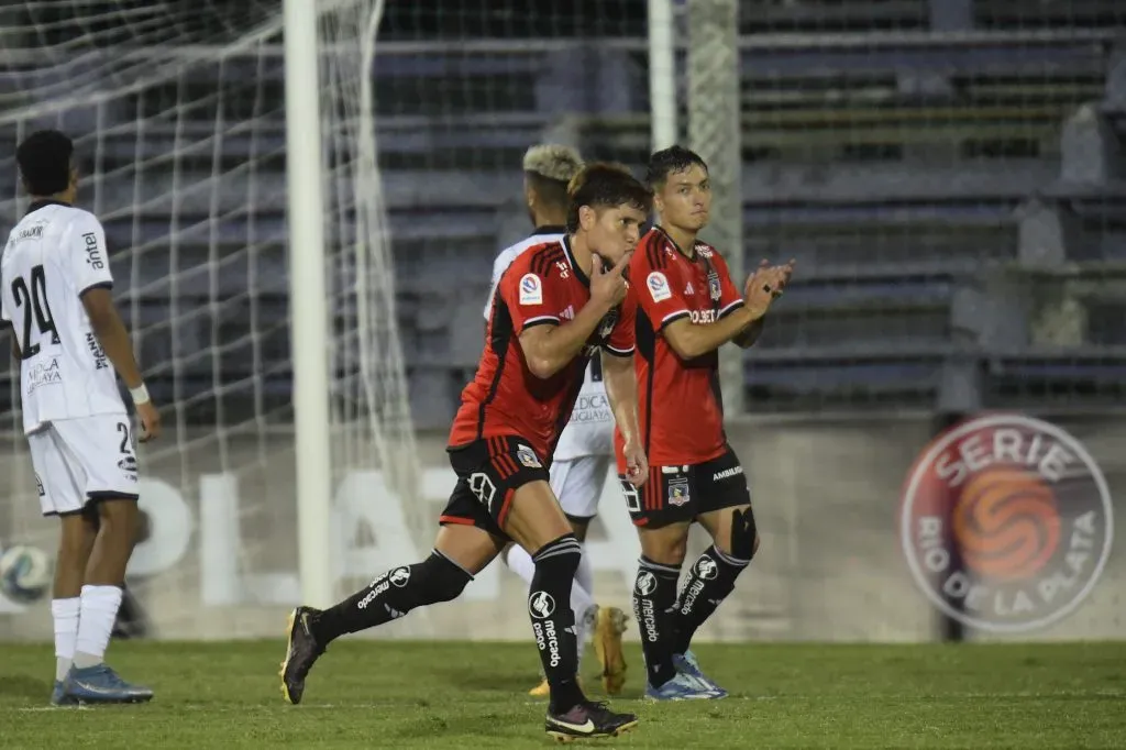 Gil habló en la llegada a Santiago | Photosport