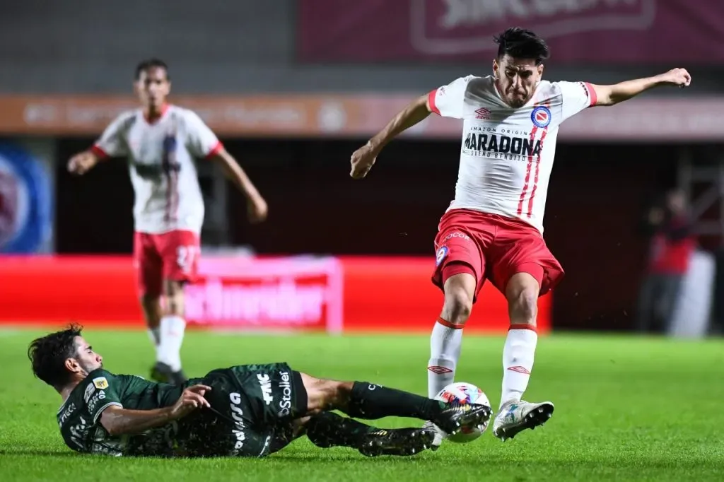 Lucas Villalba se lo pelean Colo Colo y Cruzeiro (Getty Images)