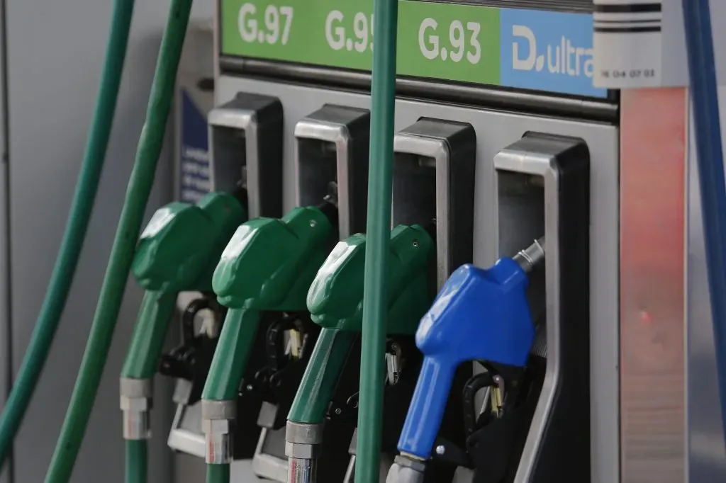 El reciente cambio en el precio de los combustibles se mantendrá vigente por tres semanas. (Foto: Marcelo Hernandez/Aton Chile)