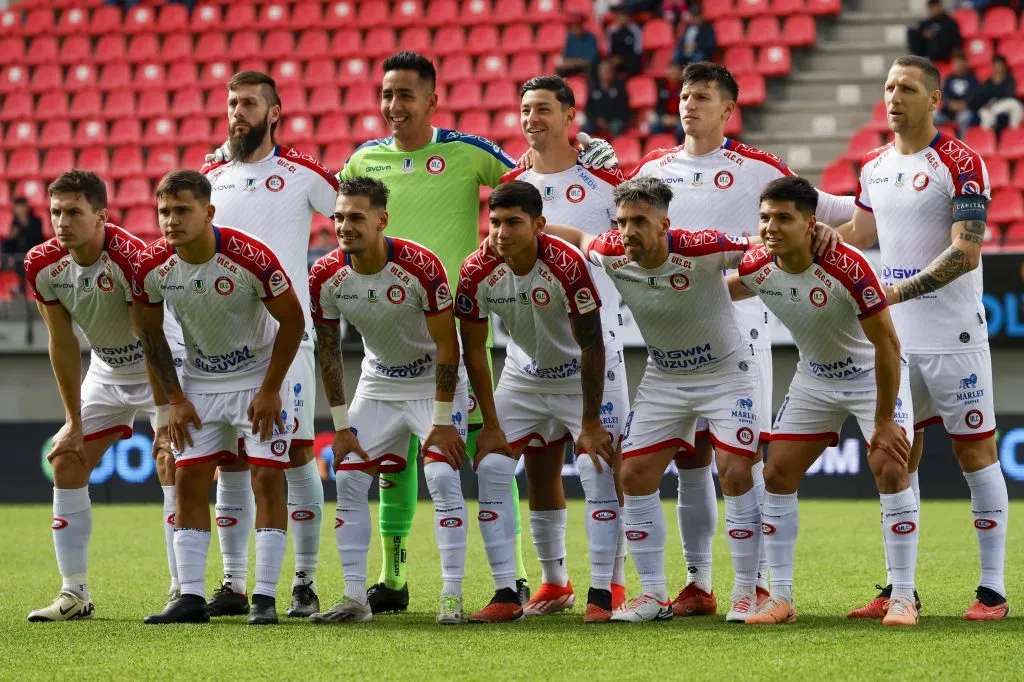 La Calera enfrenta el jueves un partido en Ecuador ante Universidad Católica. Foto: Andres Pina/Photosport