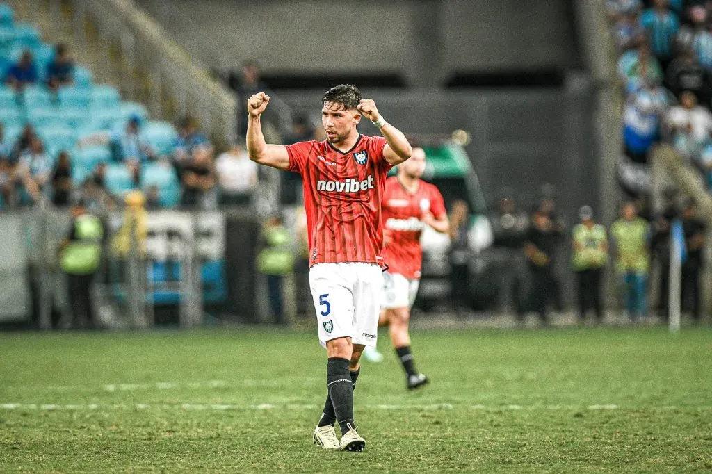 Loyola ahora lo buscan desde Argentina y le meten competencia a Colo Colo