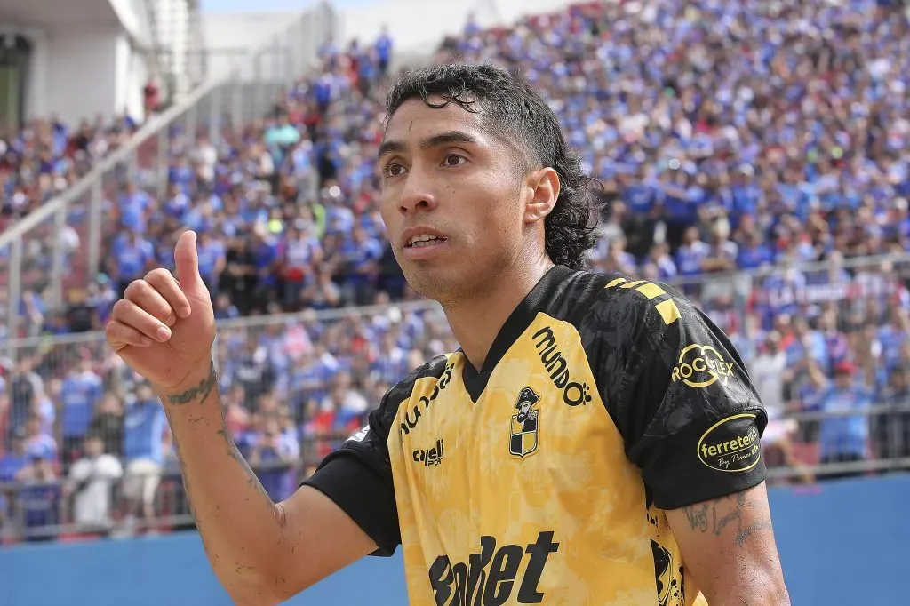 Luciano Cabral es seguido por el Grupo Pachua y Everton con gran fuerza. Foto: Andres Pina/Photosport