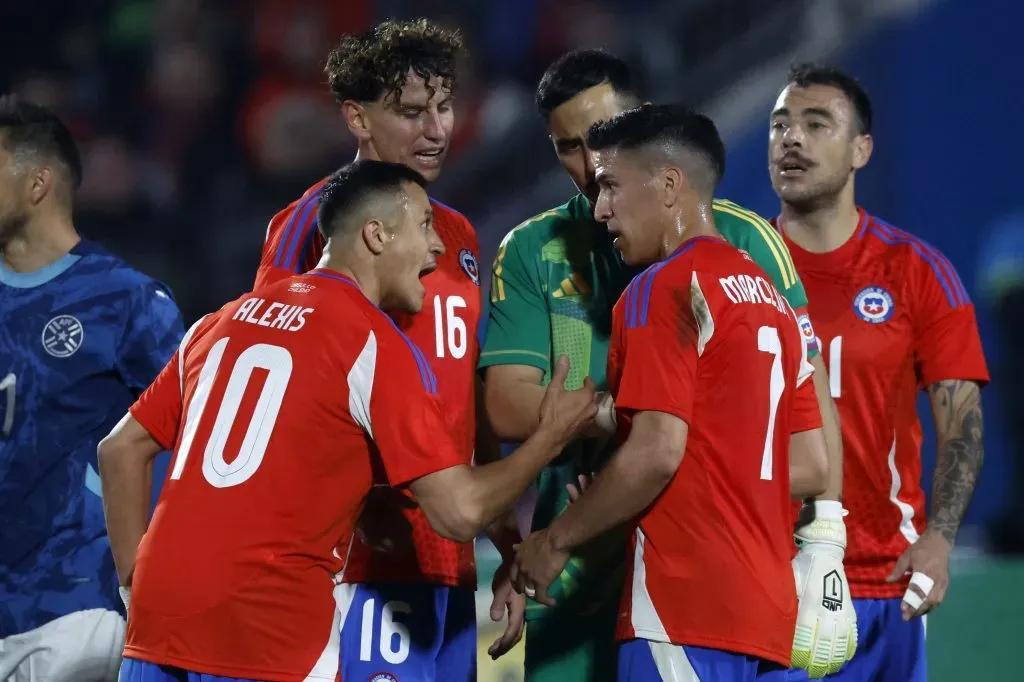 Jorge Valdivia le pidió a Marcelino Núñez entender el lugar en el que está. Foto: Photosport.