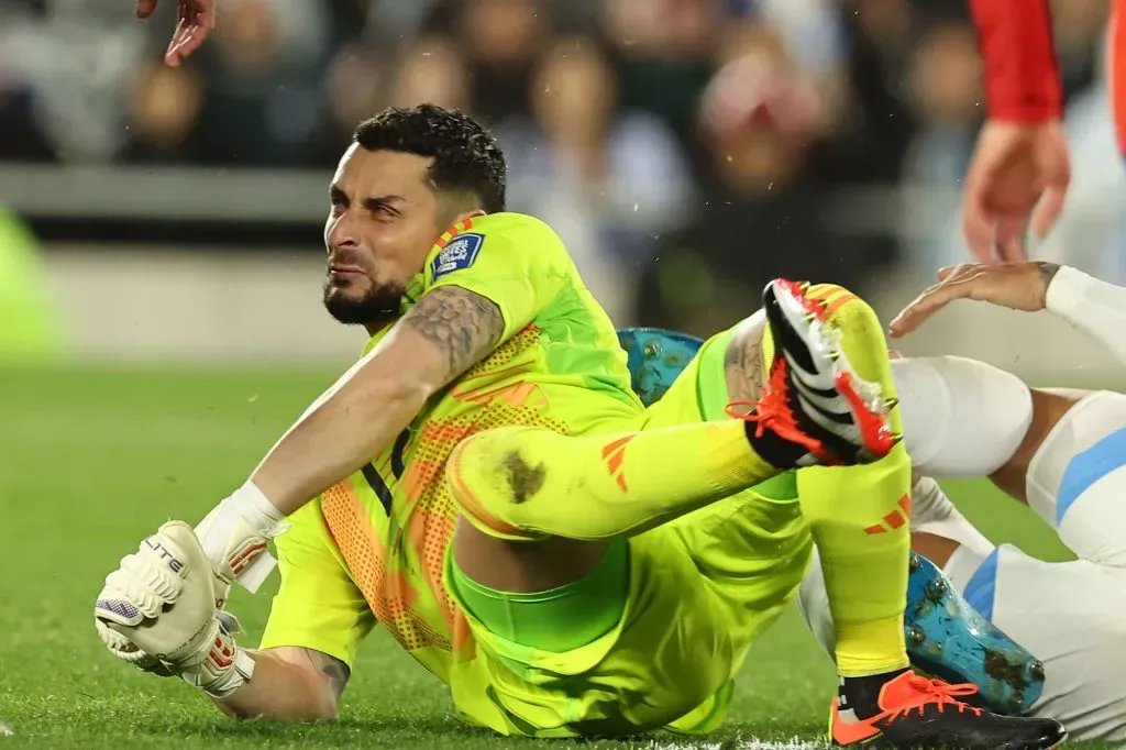 Arias lamentó la derrota de Chile, por goleada ante Argentina.