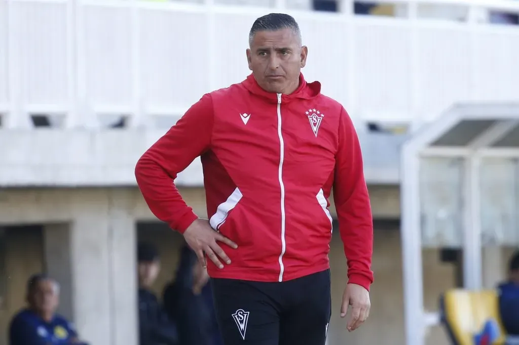 Jaime García lleva rendimiento del 44.44% en Santiago Wanderers. | Foto: Photosport.