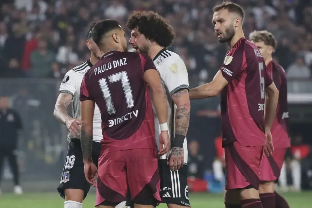 Paulo Díaz tuvo un duro partido ante Colo Colo por Copa Libertadores (Photosport)