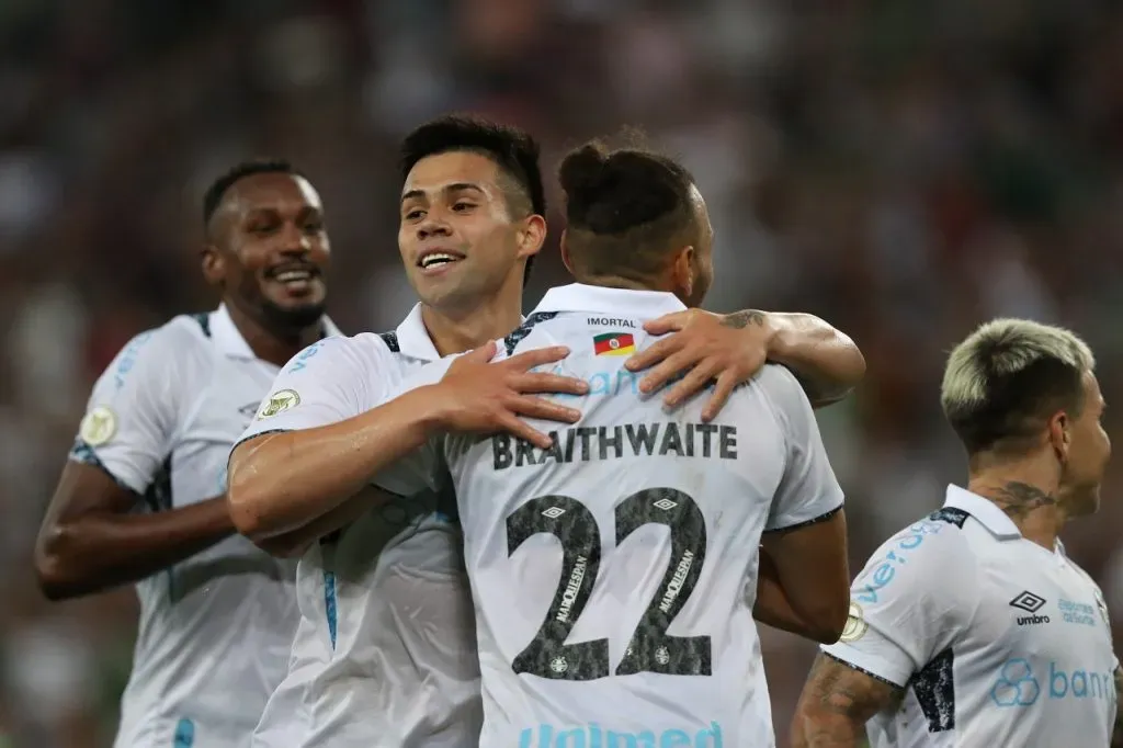 Alexander Aravena vive un buen presente en Gremio de Porto Alegre (Getty Images)