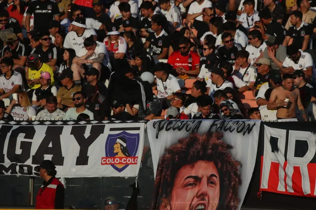 Los hinchas alegaron por el alza en los precios de las entradas | Photosport