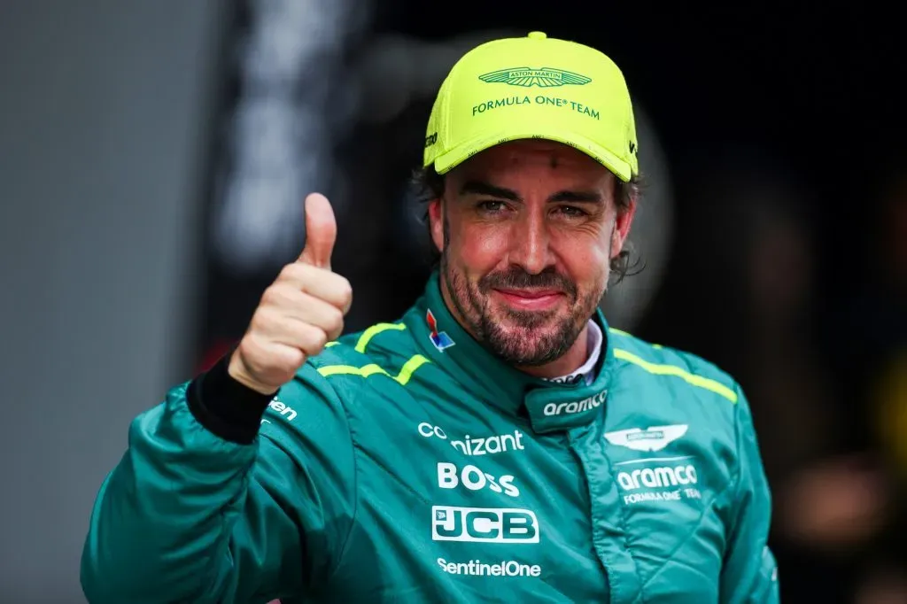 SHANGHAI, CHINA – 20 de abril de 2024: Fernando Alonso durante la clasificación previa al Gran Premio de China de F1 en el Circuito Internacional de Shanghai. (Getty Images)