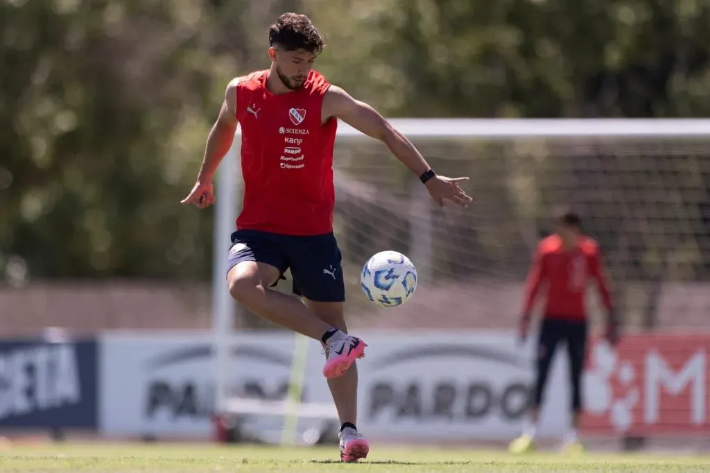 Felipe Loyola asoma para ser titular en el Rojo de Avellaneda para 2025 (Independiente)