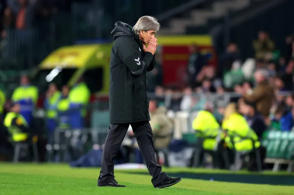 Manuel Pellegrini vive su peor momento como técnico del Betis (Getty Images)