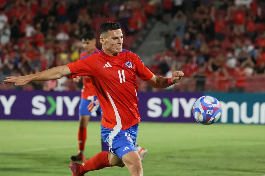 Almirón asegura que Cepeda se queda en Colo Colo