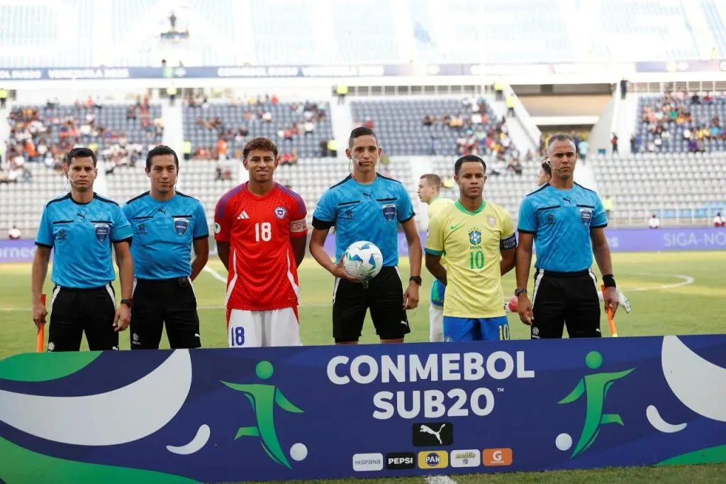 Juan Francisco Rossel fue el capitán de Chile en Sudamericano Sub 20 (Carlos Parra/Comunicaciones FFCH)