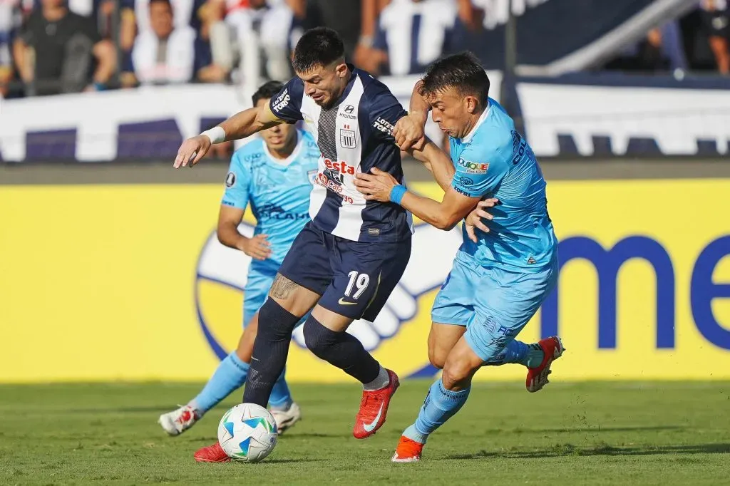 Deportes Iquique y Alianza Lima buscan su lugar en la fase de grupos de Copa Libertadores. Foto: Conmebol.