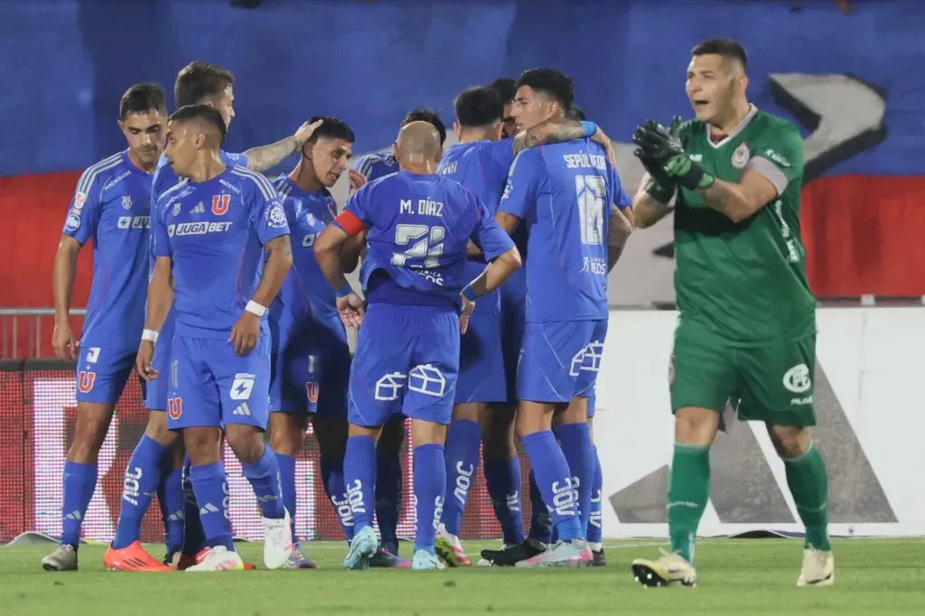 La U le pasó por arriba a La Serena en el Estadio Nacional y ahora piensa en Carabobo.