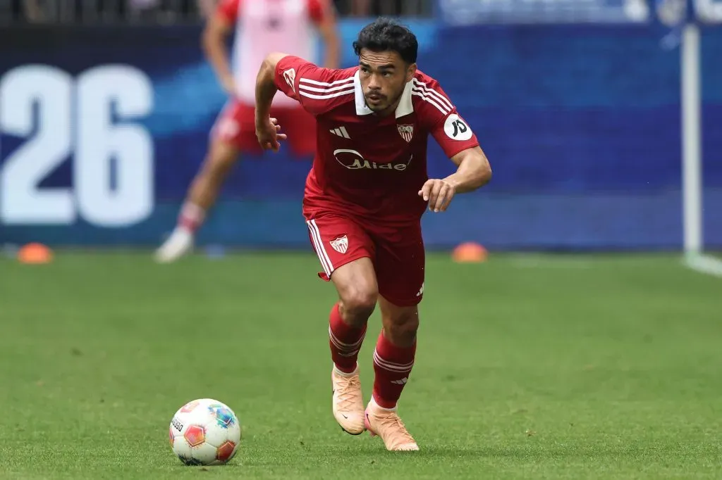 En Sevilla están atentos a La Roja por Gabriel Suazo, con potente elogio. (Foto: Getty Images)