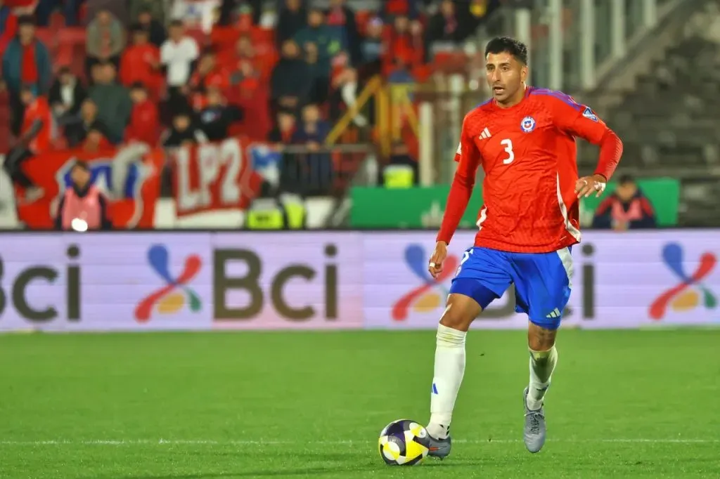 Guillermo Maripán jugó 14 partidos en estas Eliminatorias con la Selección Chilena (Photosport)