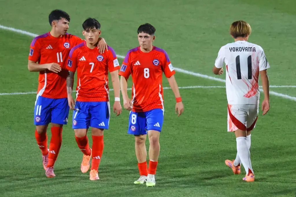 Los jugadores de la Roja se fueron derrotados contra Japón. Foto: Dragomir Yankovic/Photosport