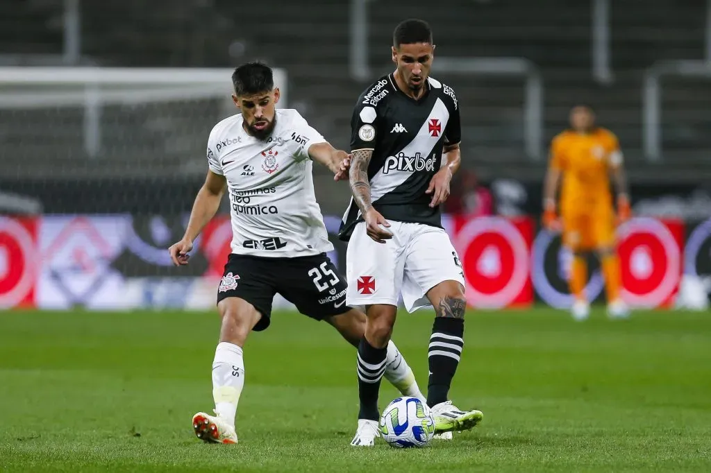 Flamengo também está de olho em Mendez. (Photo by Ricardo Moreira/Getty Images)